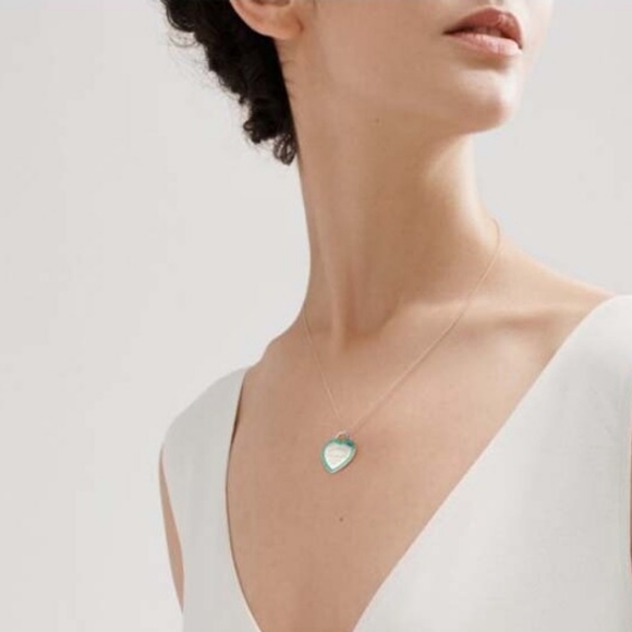 BNIB RARE! Return to Tiffany & Co Sterling Silver Blue Enamel Love Heart Pendent - Picture 8 of 16